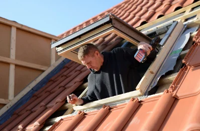 Pose de fenêtres de toit Velux à Sainte-Féréole